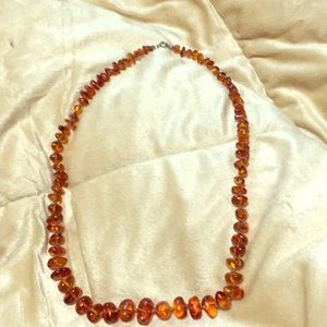 Amber graduated necklace beads